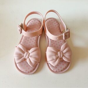 NWOT Mini Melissa Pink Bow Sandals Size 9
